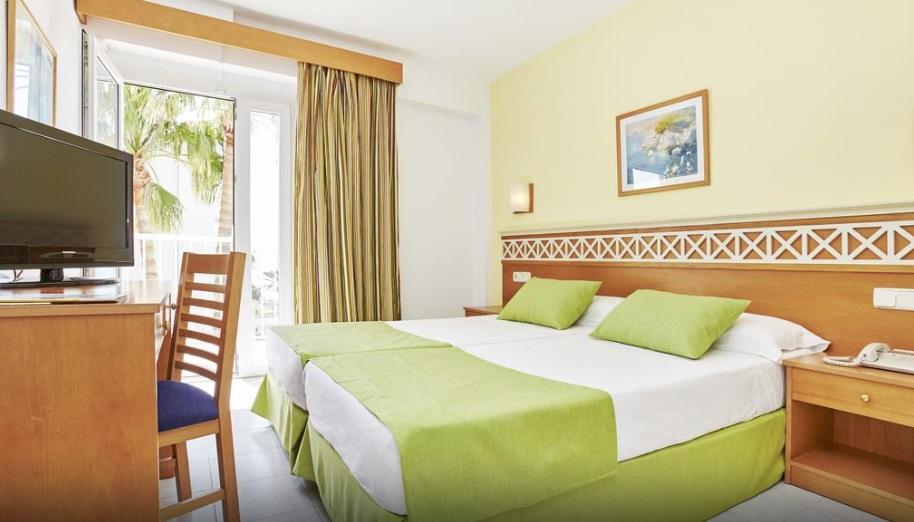 Universal Hotel Bikini Cala Millor  Exterior photo