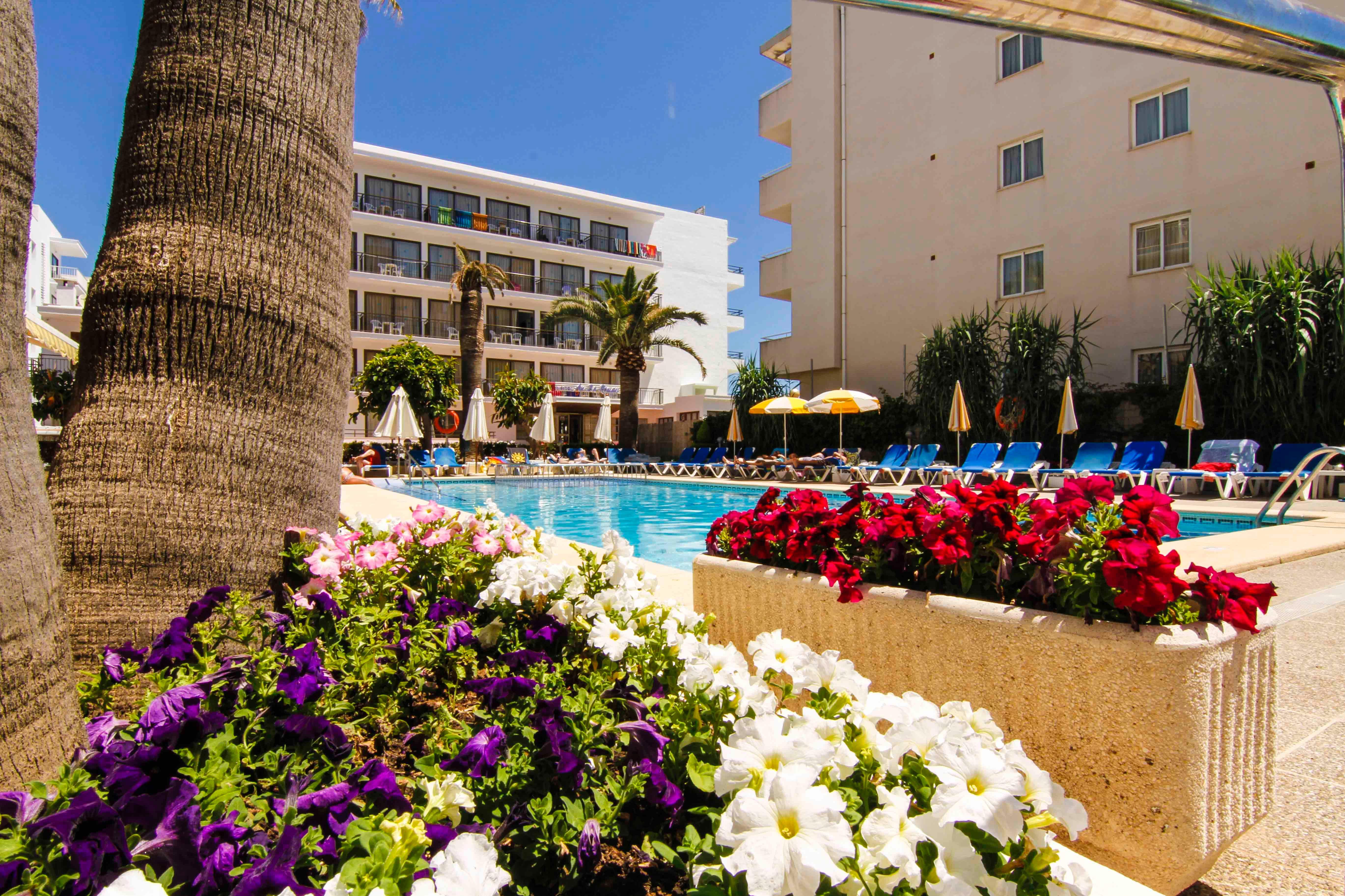 Universal Hotel Bikini Cala Millor  Exterior photo