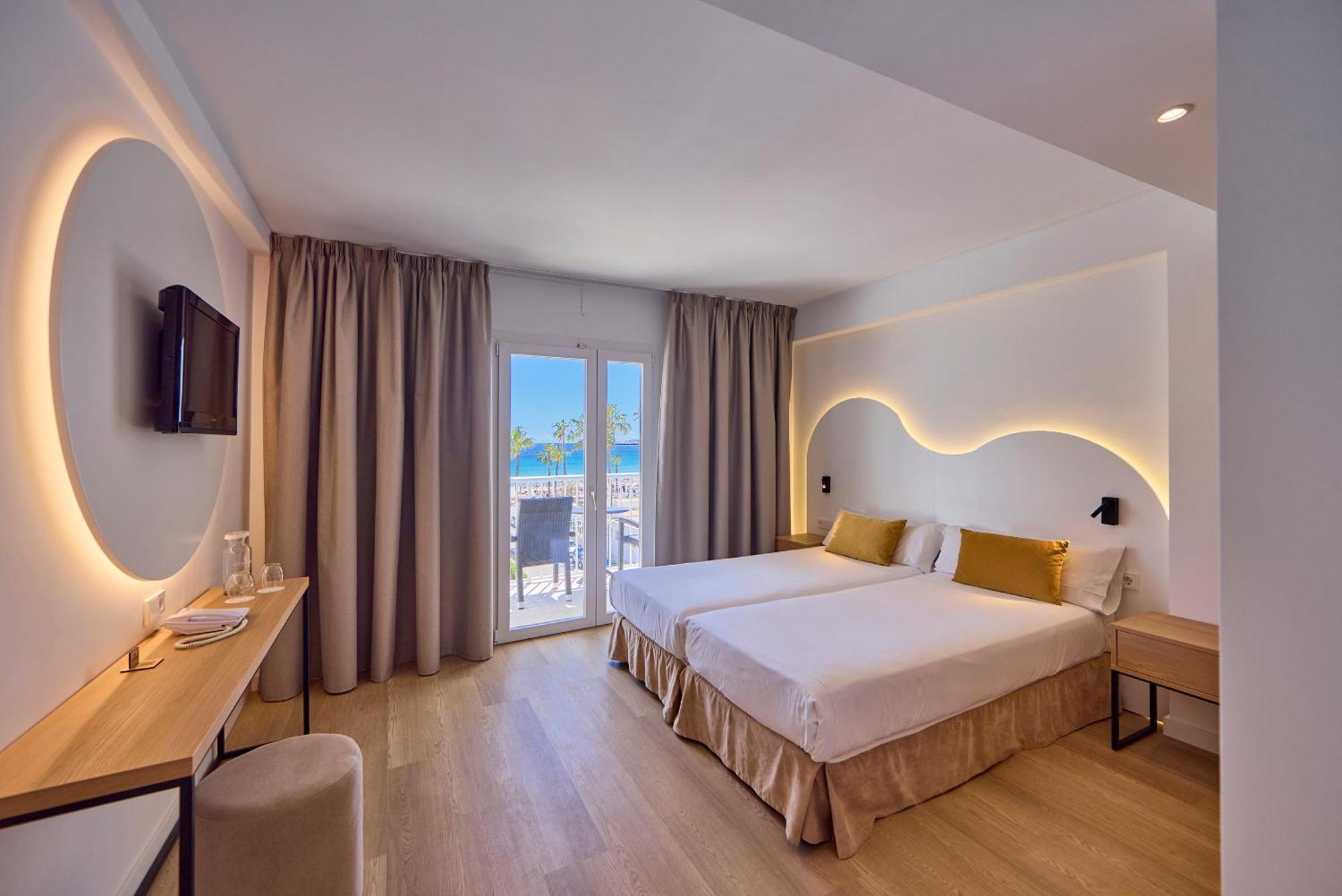 Universal Hotel Bikini Cala Millor  Exterior photo