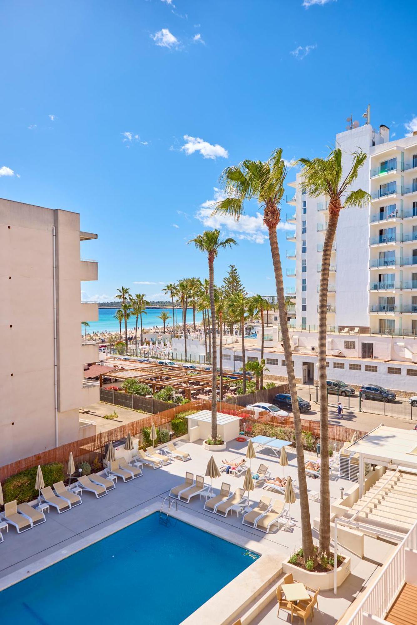 Universal Hotel Bikini Cala Millor  Exterior photo