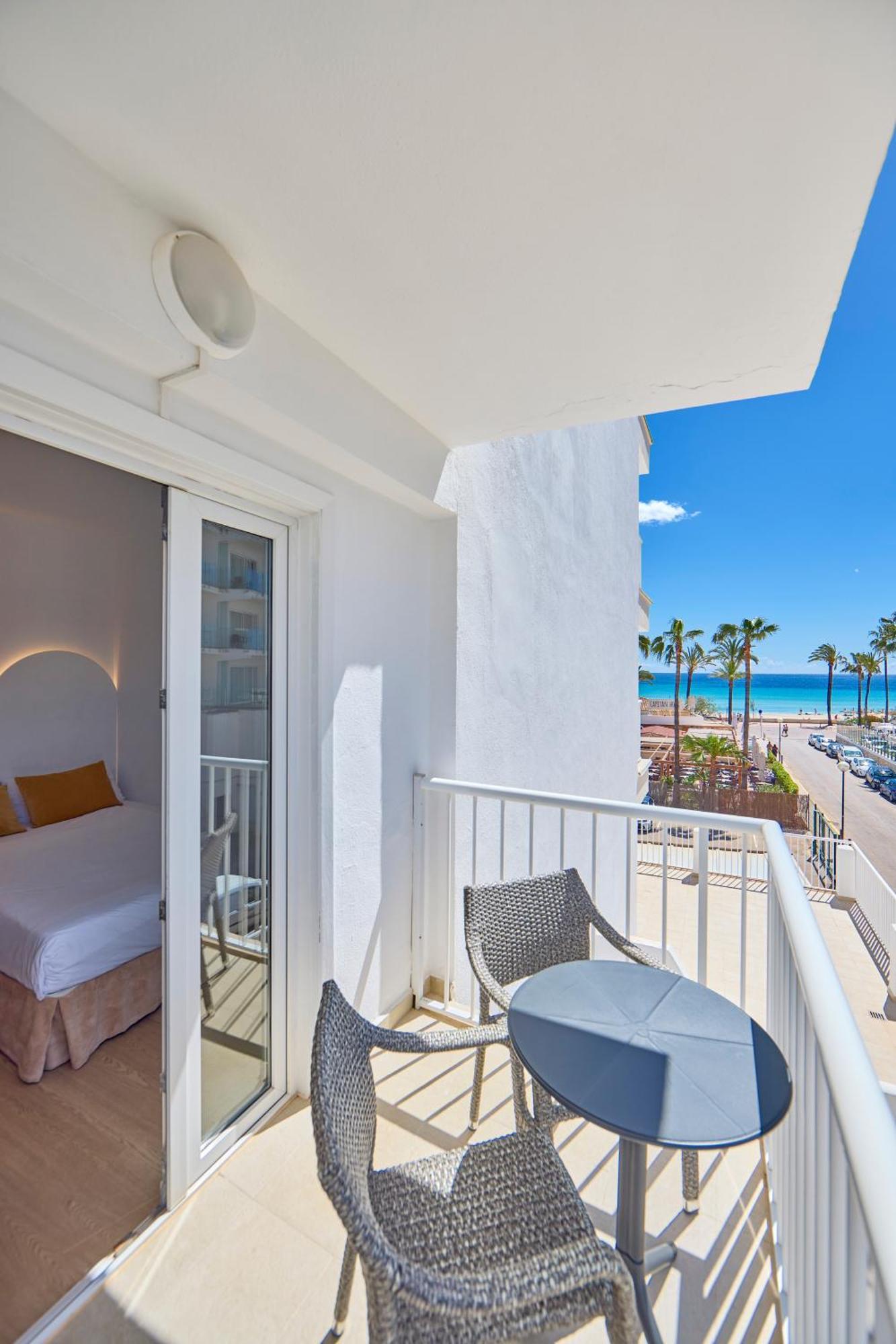 Universal Hotel Bikini Cala Millor  Exterior photo