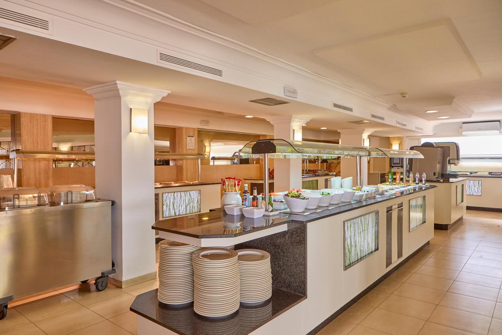 Universal Hotel Bikini Cala Millor  Exterior photo