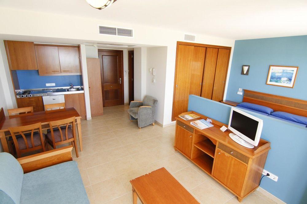 Universal Hotel Bikini Cala Millor  Exterior photo